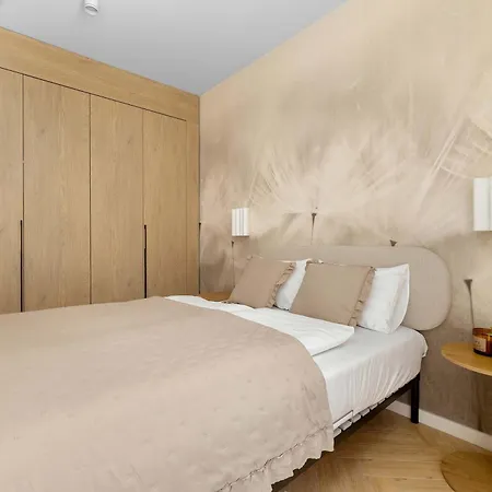 Apartment Rodzinny Z Klimatyzacja I Parkingiem Blisko Parku Zdrojowego By Renters